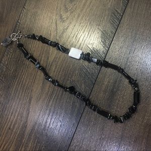 22” BLACK AGATE & PERUVIAN OPAL NECKLACE
